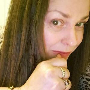 Meet your Posher, Beatriz